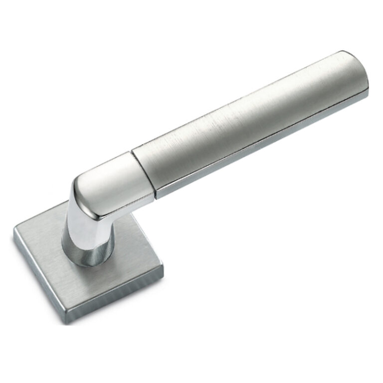 Handles and accessories