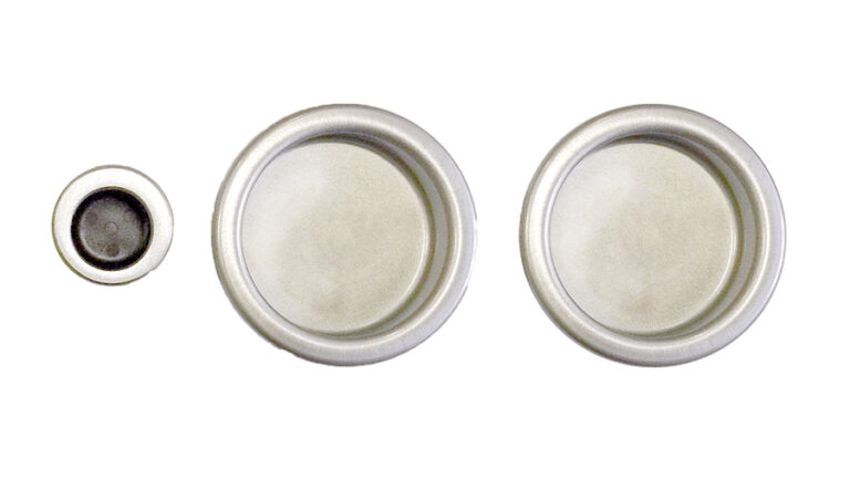Handles and accessories